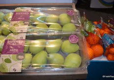 New topseal packaging for pears from the Star Group.